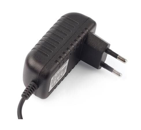 Technomax 12 Volt 1,5 Amper Çok Amaçlı Adaptör, Güçkaynağı-TM2102