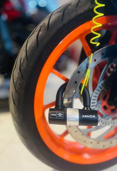 Armor 781 MV Motosiklet Disk Kilidi U- Bar Kelepçeli Çelik Kilit 16mm Çap+Hatırlatma Kablosu