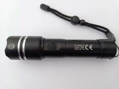 Polis Feneri Şarjlı Fener 2000 MAH Batarya 20 Wat 1500 Lümen Zomlu Yüksek Işık Gücü-PR050
