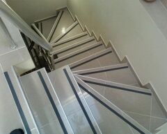 Merdiven Ve Zemin Kaydırmaz Siyah Bant 25x25 Metre