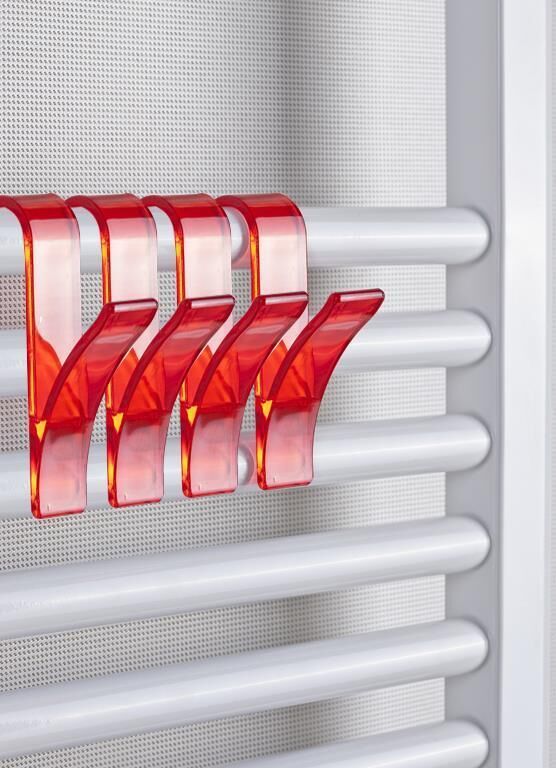 Primanova Havlupan Askılık 4'lü Bornoz Çamaşır Askılığı KIRMIZI