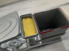 Çelik Ayna Teleskopik Raylı Dolap İçi Çöp Kovası+Poşetlik 16+1 Litre gri